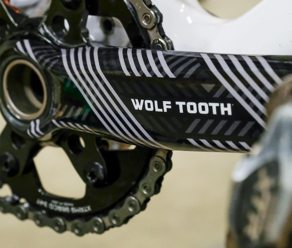 Wolf Tooth Kurbelarmschutz - 190x49,2mm Selbstklebend Folie Transparent 6 Wolf Tooth Kurbelarmschutz - 190x49,2mm Selbstklebend Folie Transparent – Bild 4